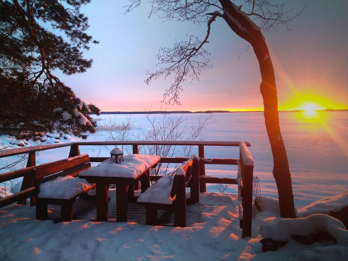 Villa Skitunaes Pyhtaa Exteriör bild