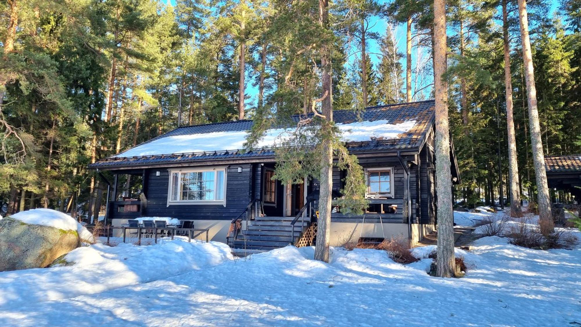 Villa Skitunaes Pyhtaa Exteriör bild