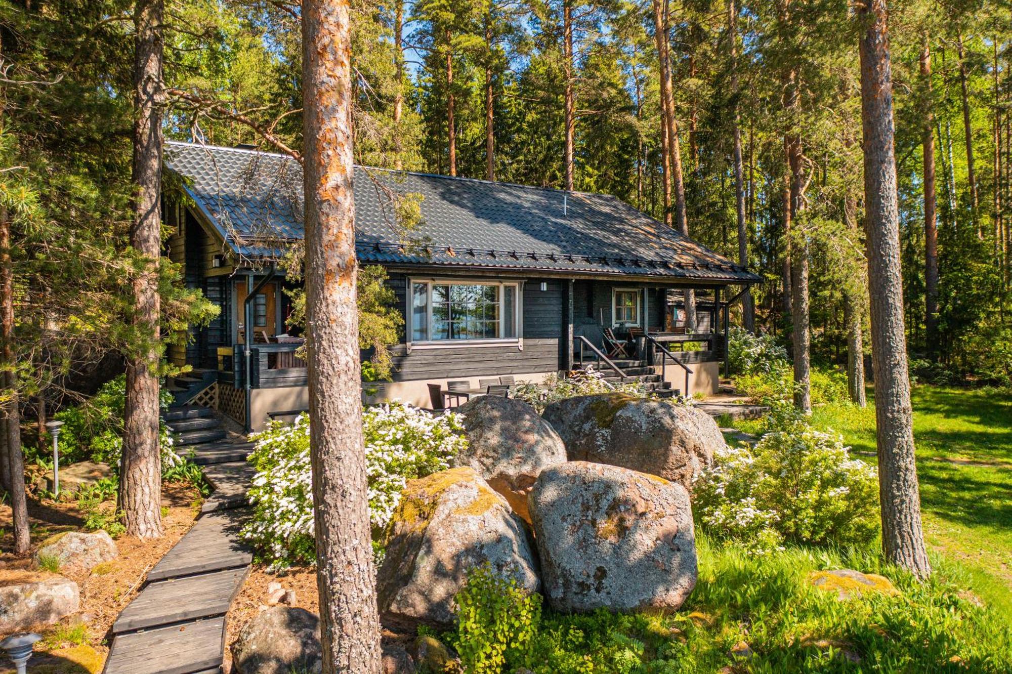 Villa Skitunaes Pyhtaa Exteriör bild